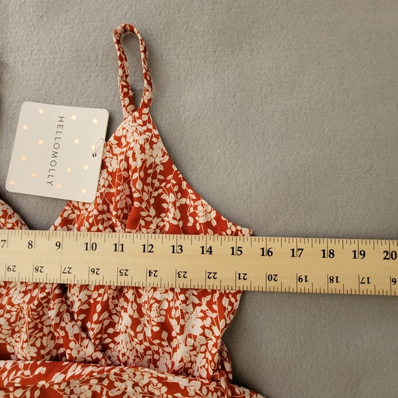 Hello Molly Just  Redwhiteprints Dress Tiered Wrap  Mini Floral Vneck size S - Picture 6 of 12
